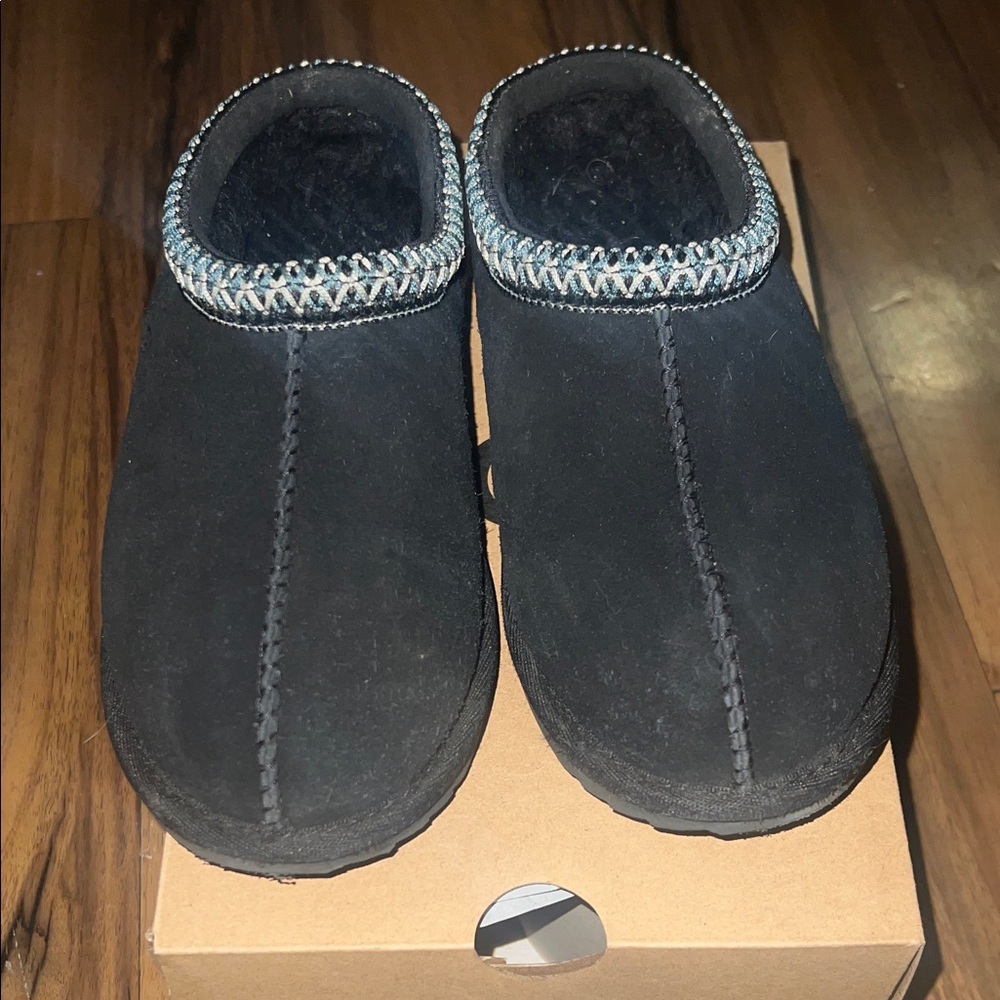 Black Slip-On Shoes with Blue Trim